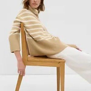 Gap Oversized Turtleneck Sweater Women’s Medium